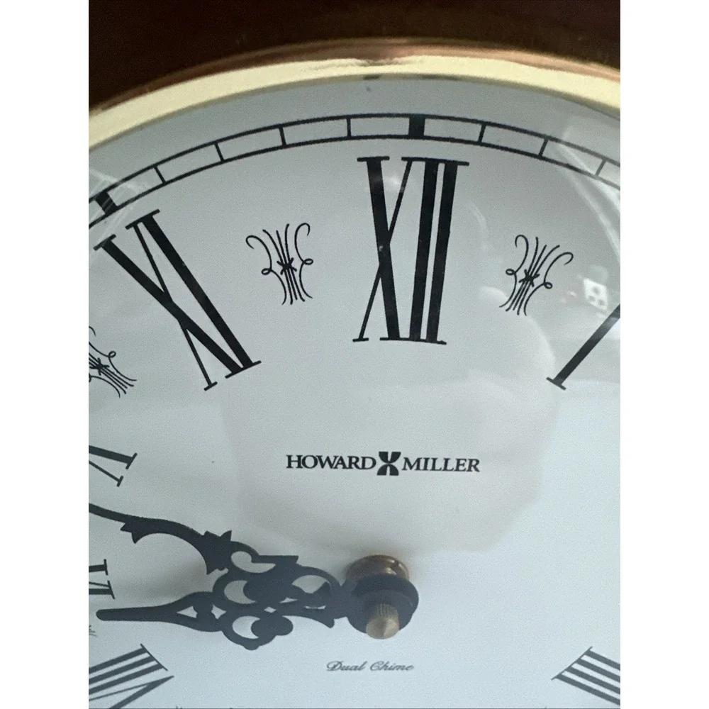 Howard Miller Quartz Mantel Clock Dual Chime Model 635-107 Working